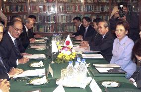 Tanaka, Sattar meet on terrorism, Afghanistan